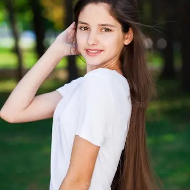 Profile image of Lillianna