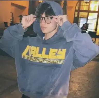 Profile image of Julian