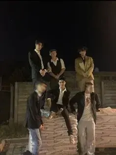 SpongyDouc5518의 Guy friend group