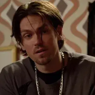 TenderGesso9672의 Kevin Ball