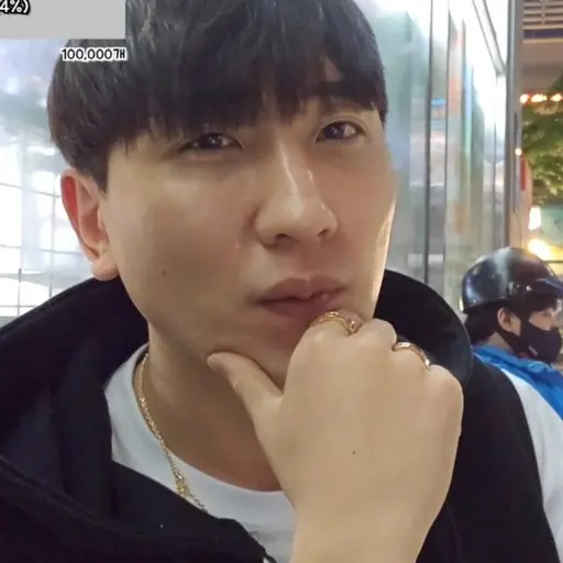 BreezyWatch4368의 방진혁