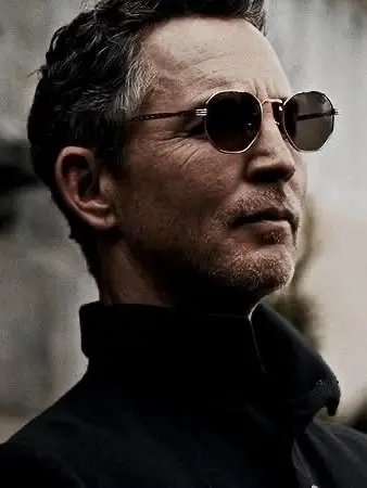 Caliangel의 Titus Danforth