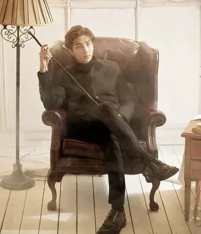 CalmGoose2276의 Lee Hyunwoo