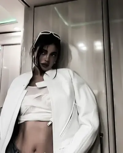 FetidUrial4434의 Kaia Vance