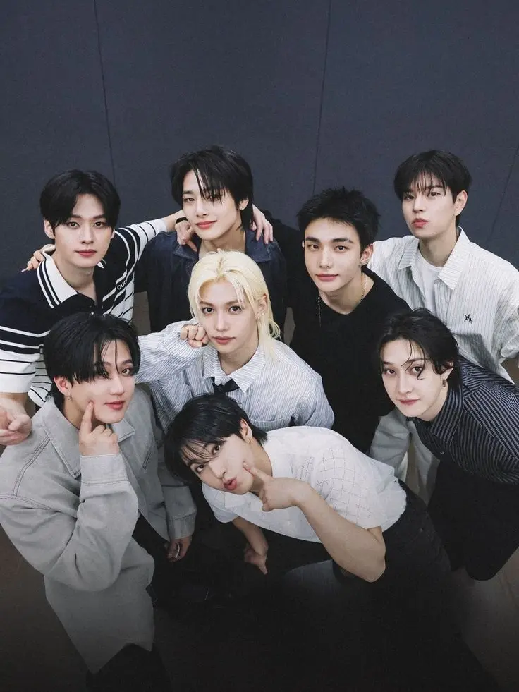 ArtsyMarie의 Always Been You. [I.N-SKZ]