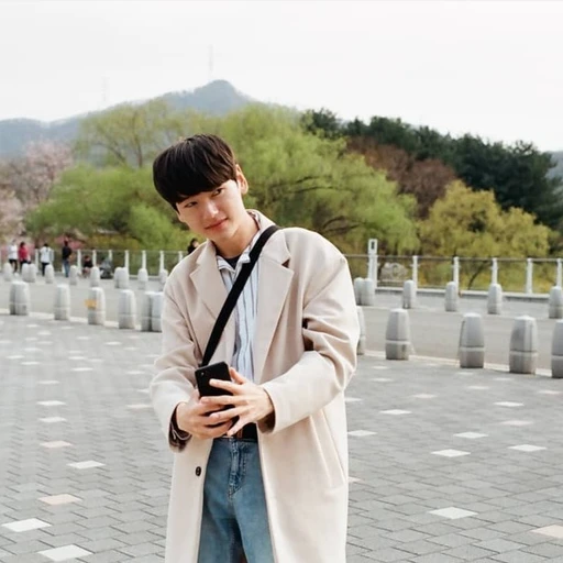각별
