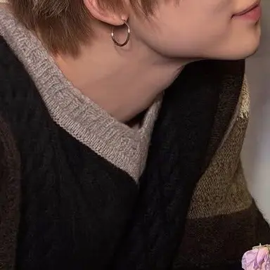 Profile image of yj