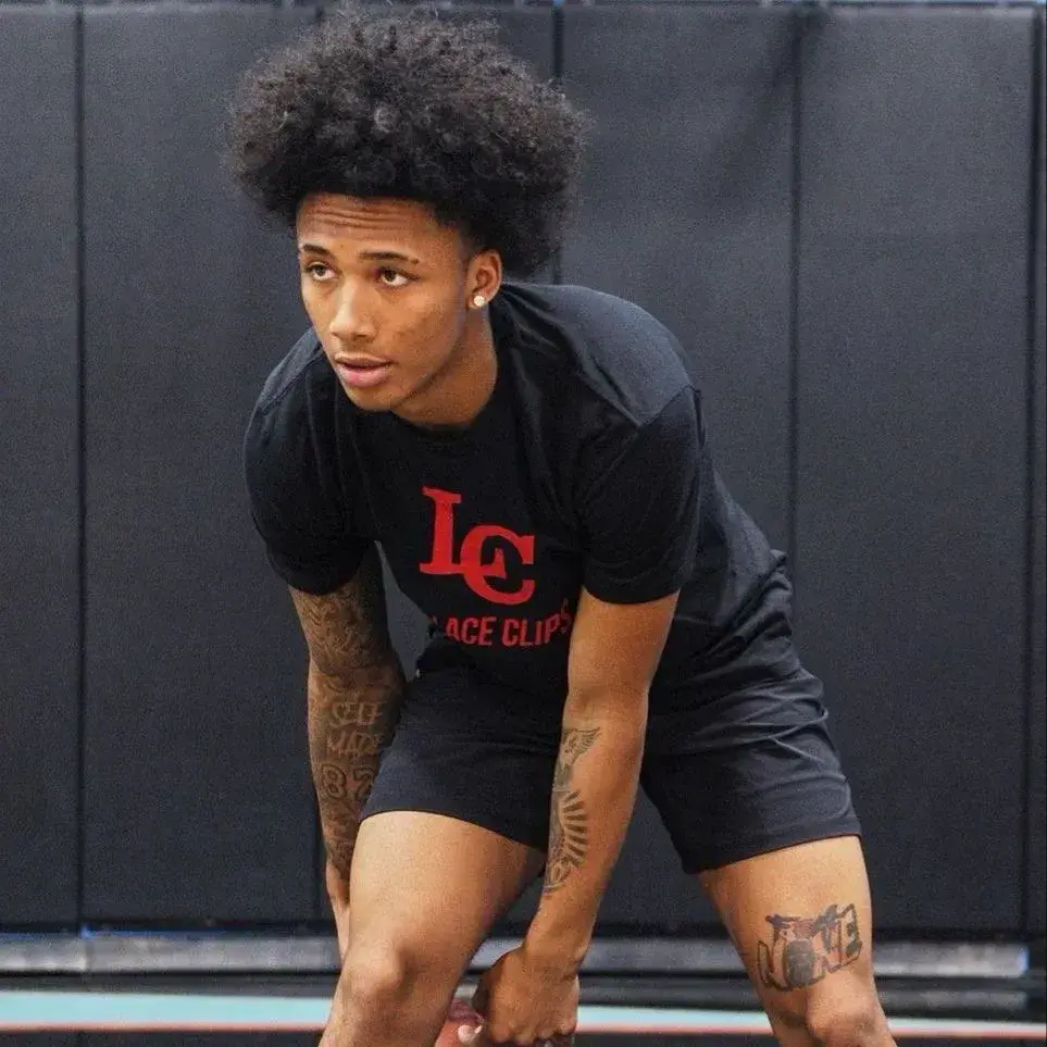 HotSong6947의 Miles Jackson