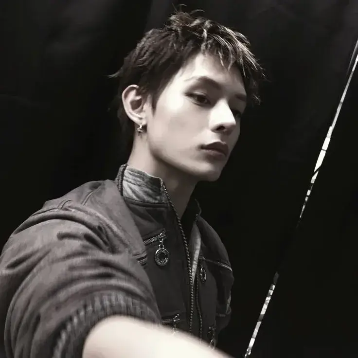 NarrowComic8650의 Leo _ Lin Zihan