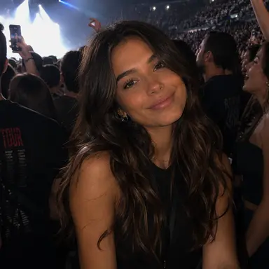 Profile image of Simone