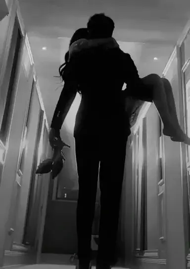 Profile image of Damian and Elara