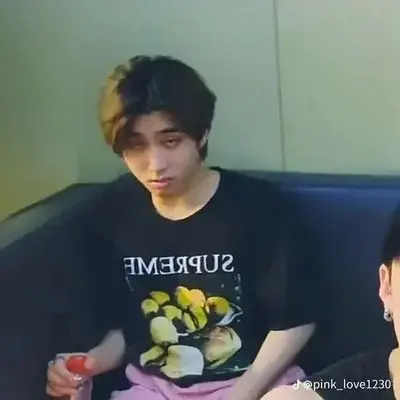 FunnySuit5265의 Skz live