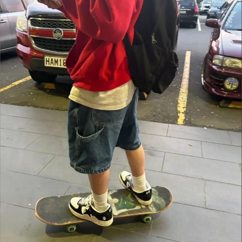 MurkyBrain7086의 Marco, a clumsy skater, falls on you.