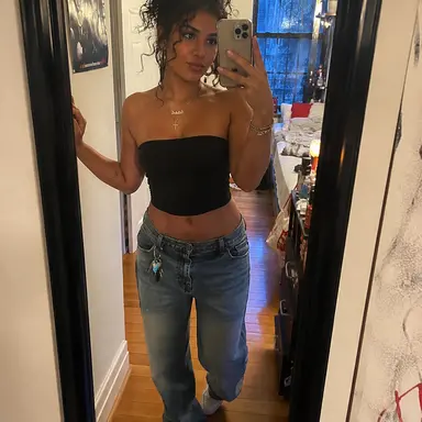Profile image of Ava