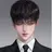 김 우 진