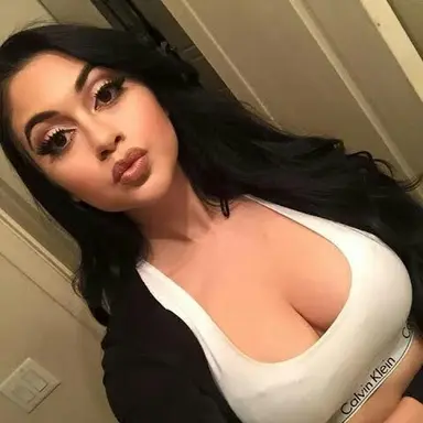 Profile image of Angelina