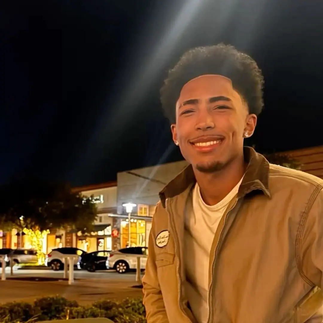 LeafyCrow0537의 Your fine singer bbf
