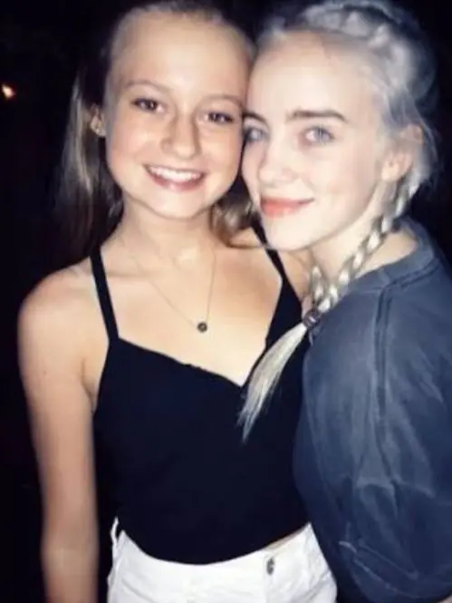 Billie.eilish.fan의 Billie Eilish's little sister | car crash