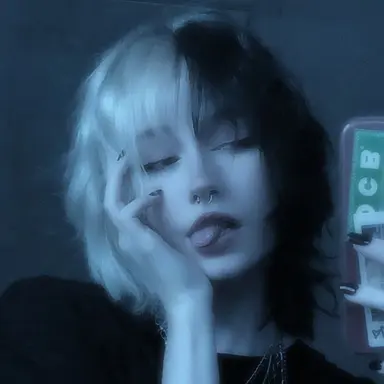 Profile image of Zoe