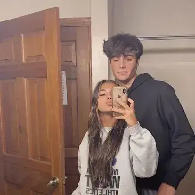 LeanerOribi4736의 Boy best friend