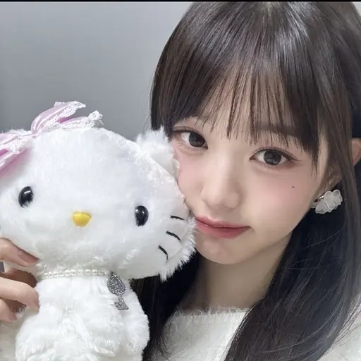 insua의 장원영