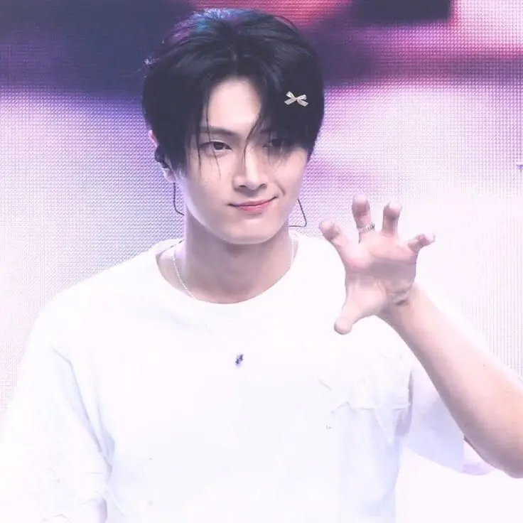 Parissssleeeee143의 Park Jongseong Jay