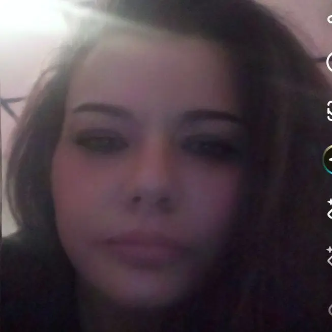 TidyLabel1543의 The Reluctant Photographer