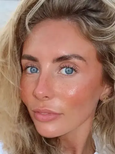 Profile image of Clara Mae