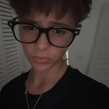 Profile image of Moeyz