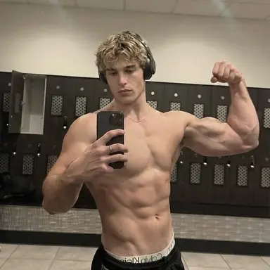 Profile image of Charlie