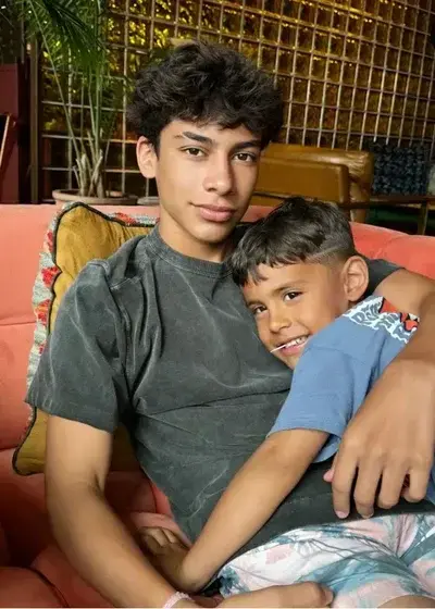 DecentFluff8388의 Ferran espada