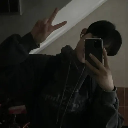 SolemnHorgi3247의 이도현