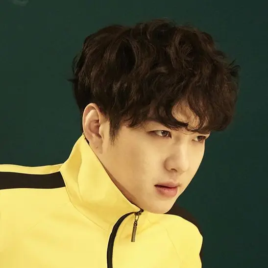 sublove0226의 이창섭