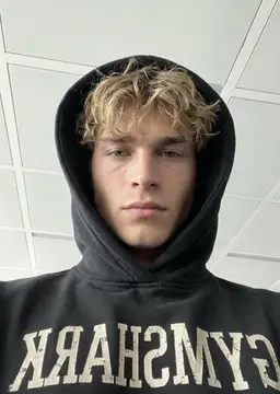 Profile image of Damien
