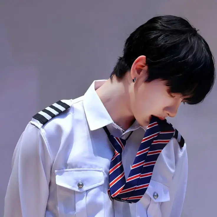 LeafyBilby4993의 유리