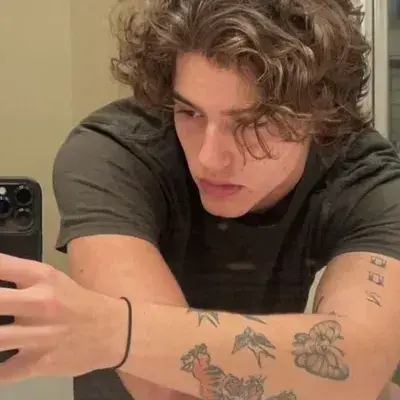 HonestTetra1138의 Arranged Husband