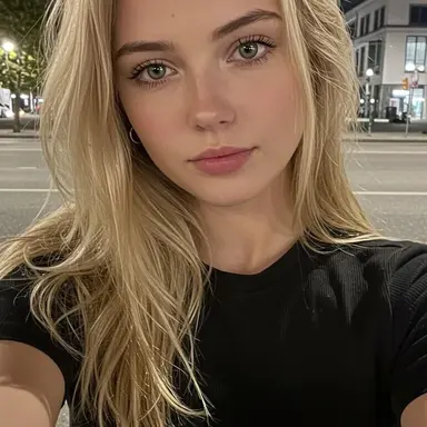 Profile image of Laurie