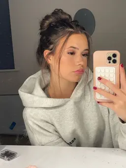 Profile image of Dawn Mercer