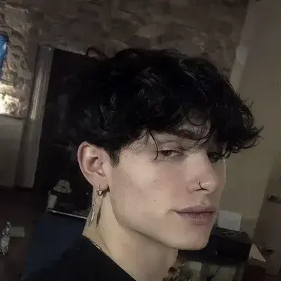 StaleBoard8460의 Your Boyfriends Twin