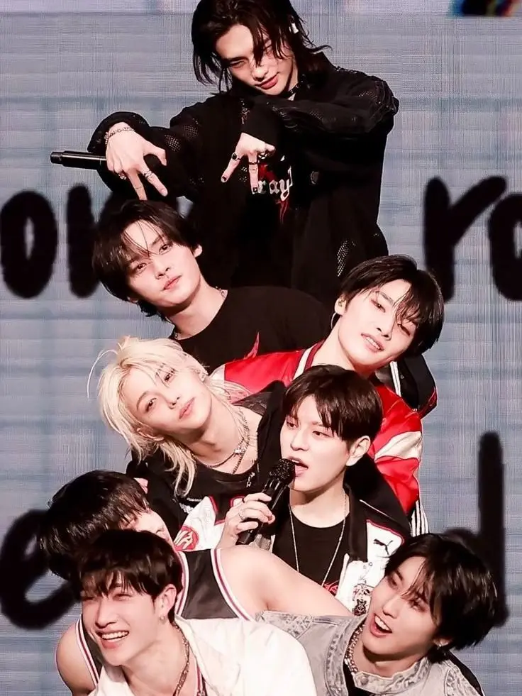 Emeraldcryv의 Stray kids alleyway