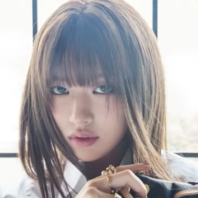 SoreTail8842의 안유진