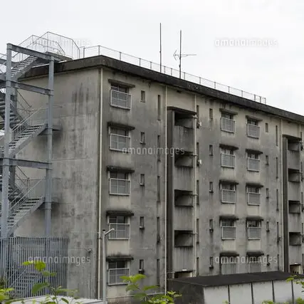 SappyTruck9859의 少し人里から離れた古びた団地