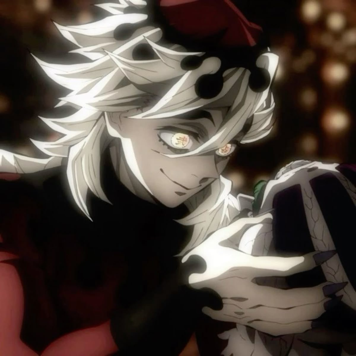 嵂 童磨 image270414466.png