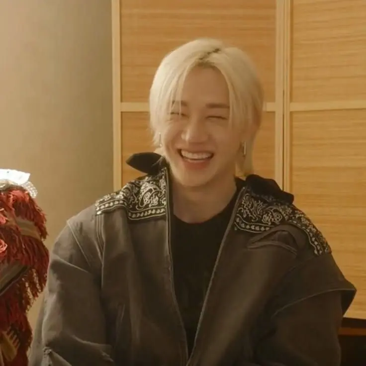 cat_luvvvvverrrr3의 Bang Chan