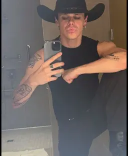 Profile image of Yungblud