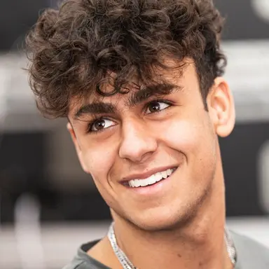 Profile image of Noah Bennett
