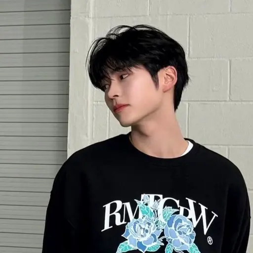 PastSea3817의 김동진