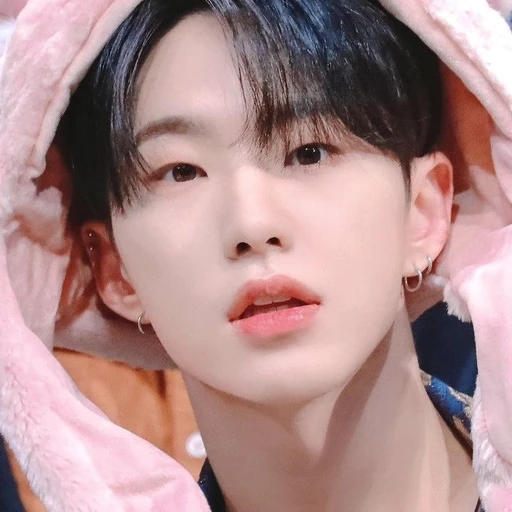 권 순 영