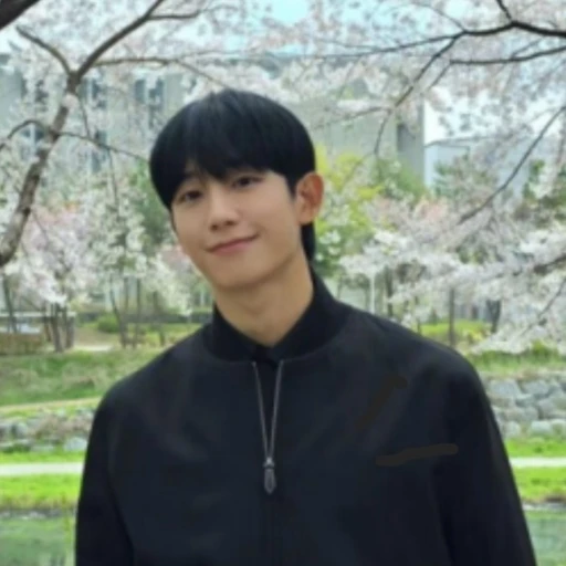 정해인