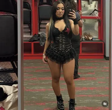 Profile image of Roxanne Perez